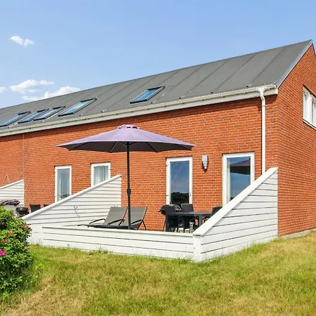 Appartement Femja - 2-3km From The Sea By Interhome *